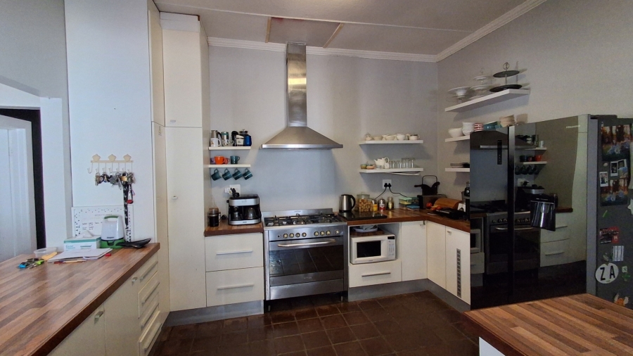 6 Bedroom Property for Sale in Vincent Eastern Cape